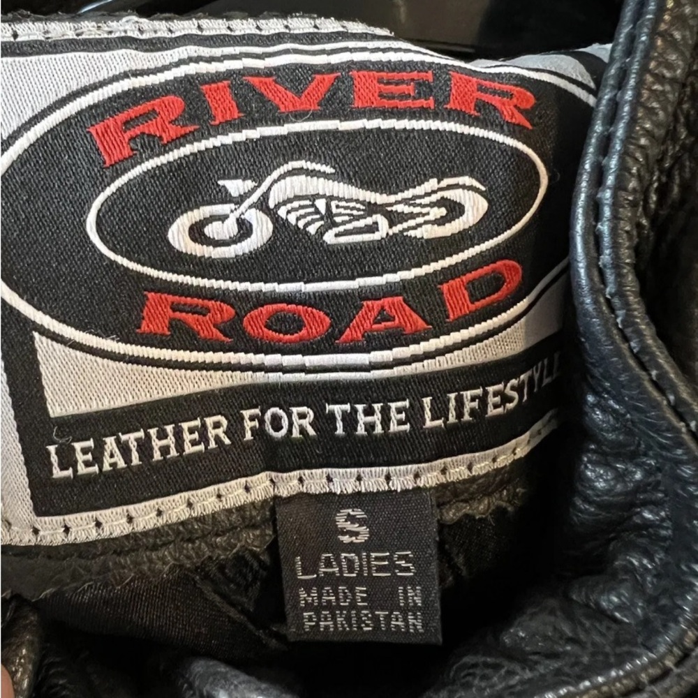 Leather jacket - Picture 5 of 7